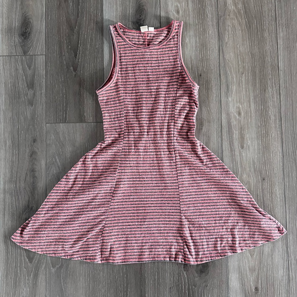 Striped Roxy Dress - Picture 4 of 7